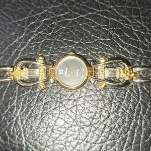 Le Baron new vintage bracelet watch.